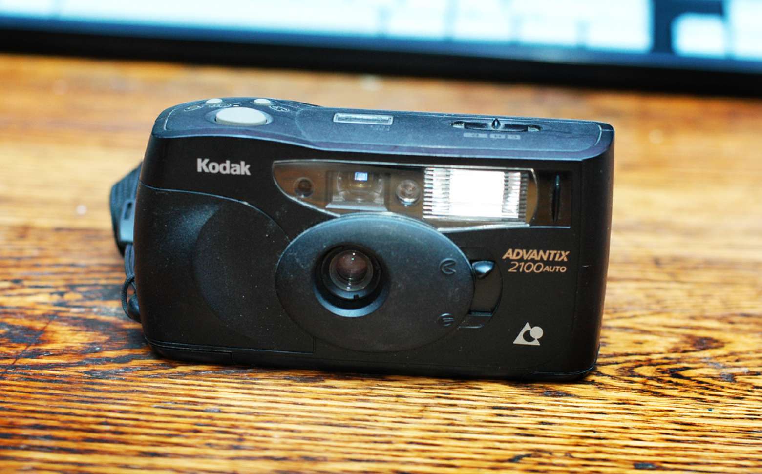 Photo of KODAK ADVANTIX 2100 Auto Camera