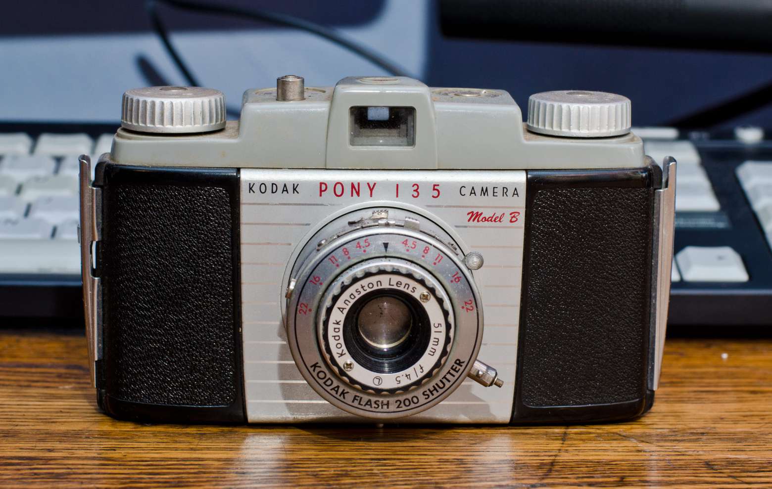 Photo of KODAK PONY 135 Model B Camera