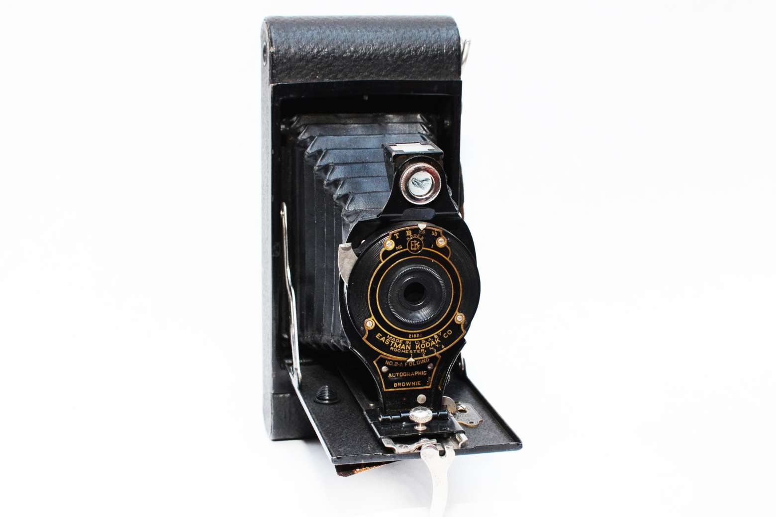 Photo of No. 2A Folding AUTOGRAPHIC BROWNIE Camera (Changed from square to round ends in 1917)